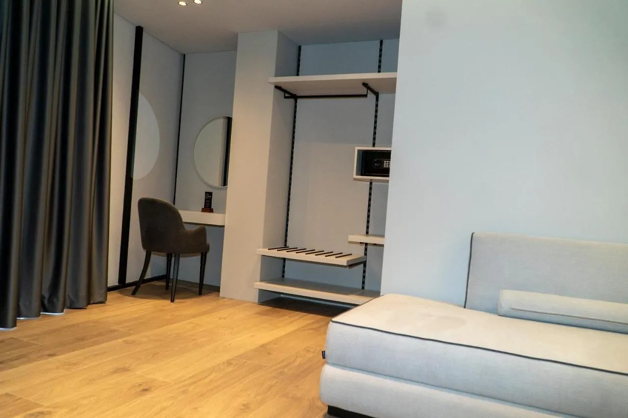 Center Hotel Sarandë