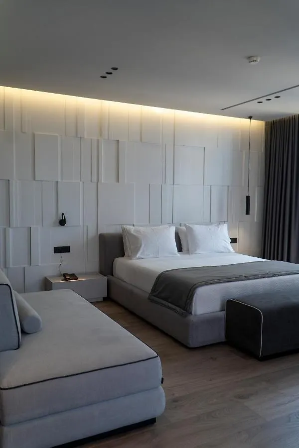 Center Hotel Sarandë 4*,  Albanien
