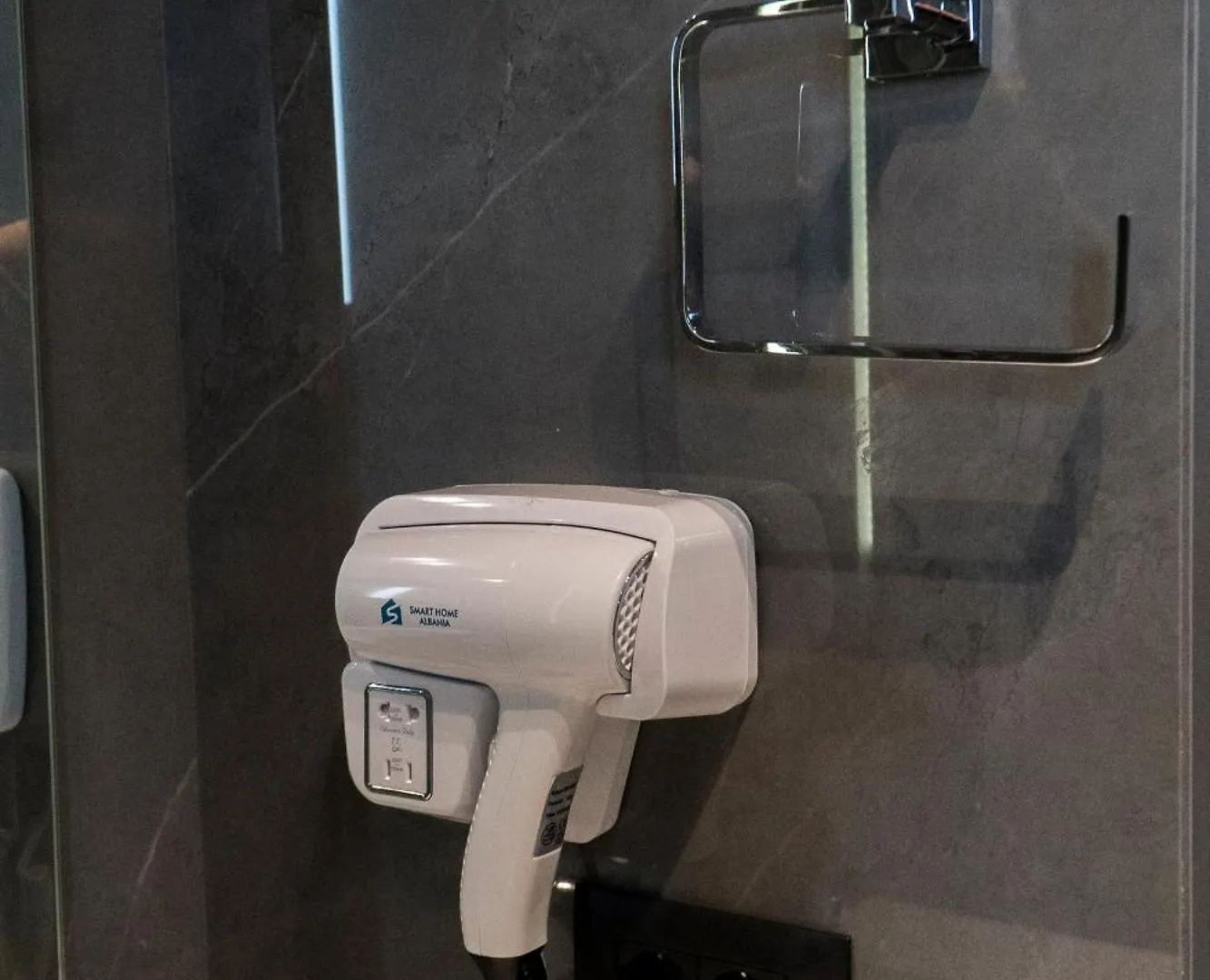 Center Hotel Sarandë